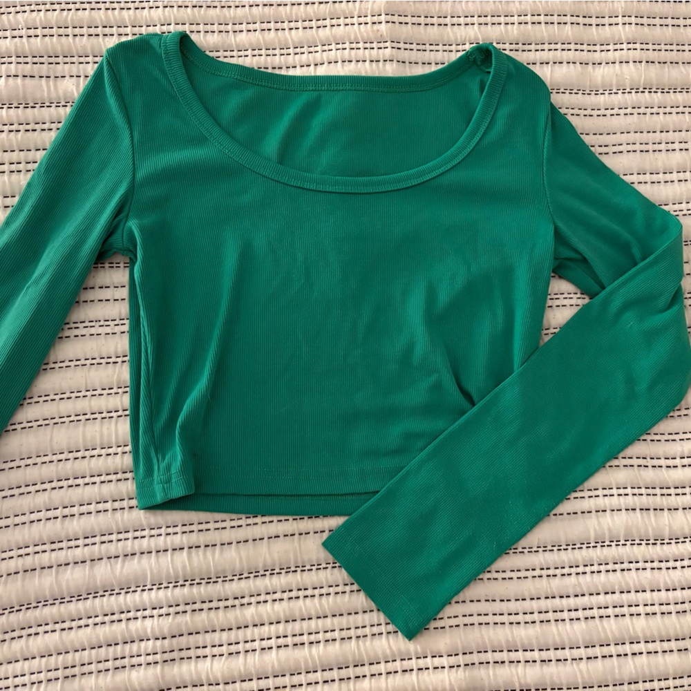 SHEIN Teal Long Sleeve Crop Top